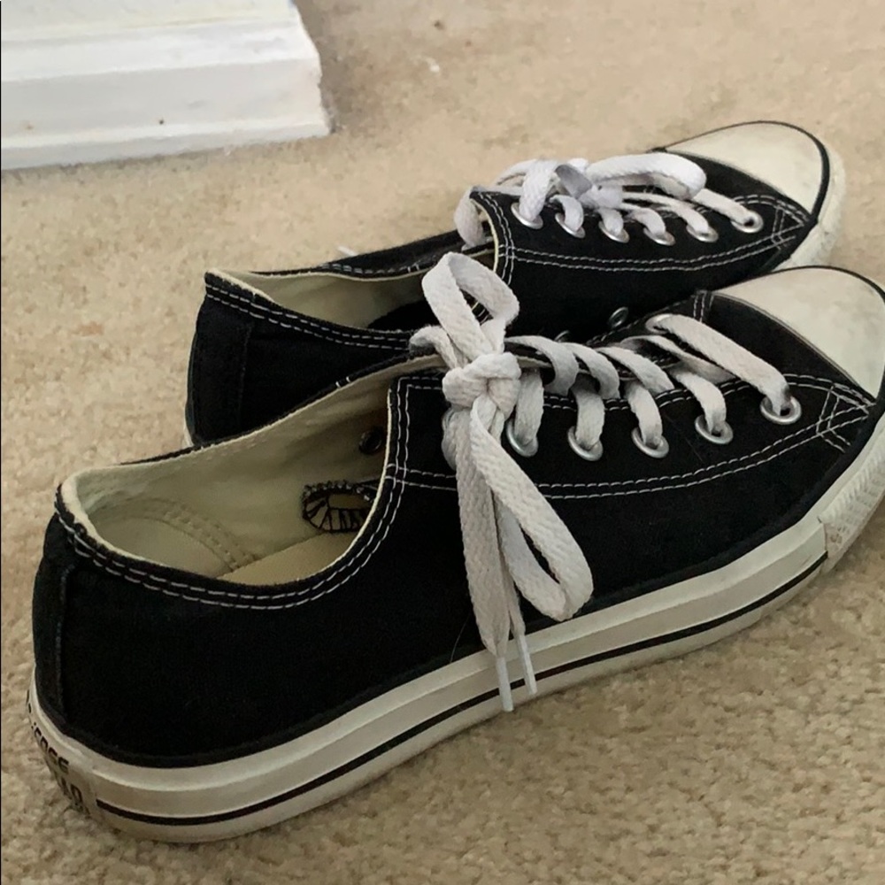 Black converse